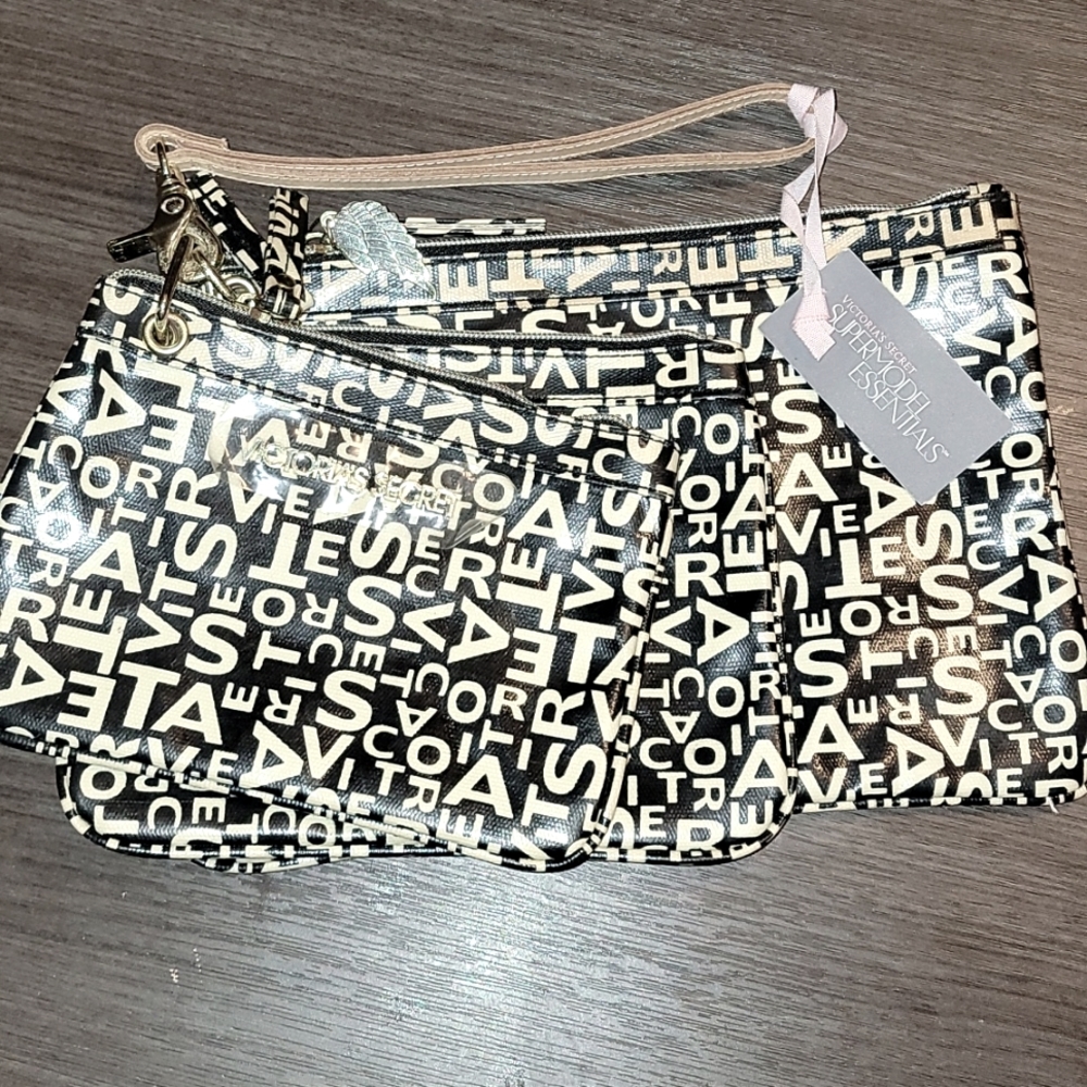 NWT VINTAGE VS PINK BAGS/WRISTLETS